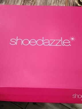 Shoedazzle Pink Shoe Box